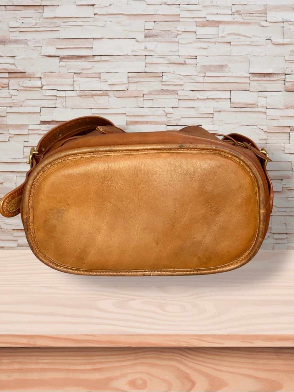 Coach “Lula’s Legacy” Vintage 1996 Glove-Tanned Leather Drawstring Bucket Bag - Picture 7 of 13